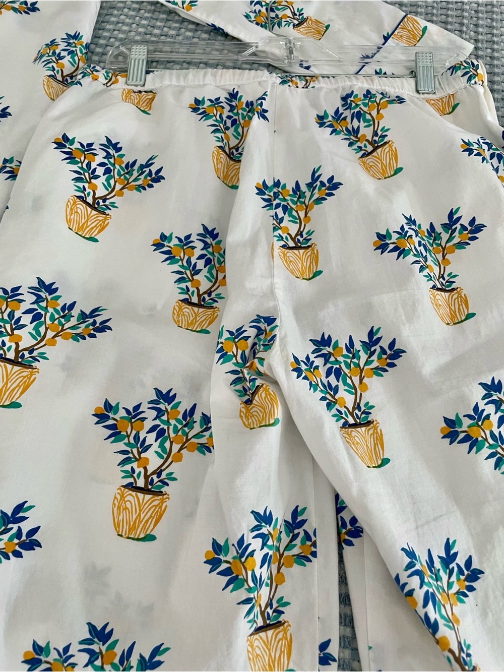 Printfesh Pajamas M Button Top Pants Lemon Tree Potted Plant Print 2 Piece SET - Picture 13 of 16